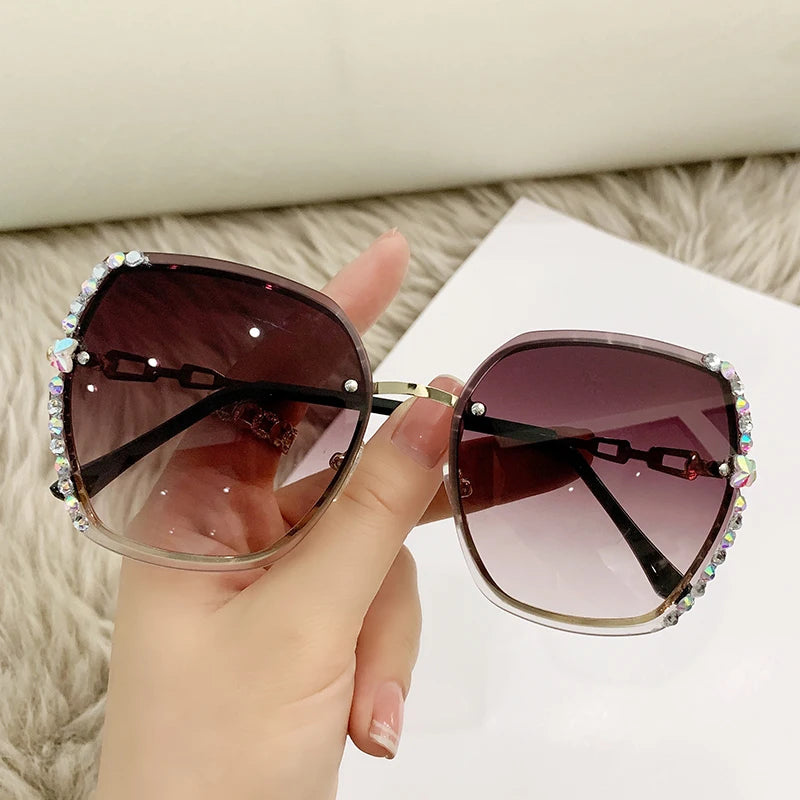 Rhinestone Decor Rimless Fashion Sunglasses For Women Men Casual Gradient Glasses For Summer Beach Party UV400.