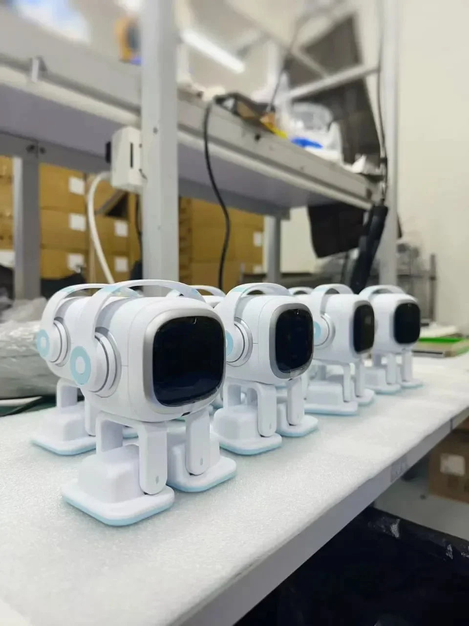 EMO AI Desktop Robot — Your Smart, Expressive Companion.